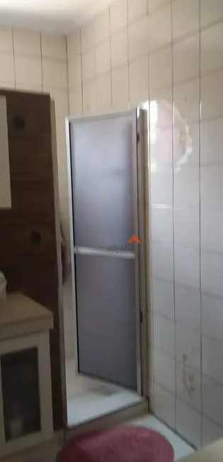 Casa com 3 quartos à venda, 250m2 em Vila Iasi, Taboao Da Serra - SP - imagem 9 Foto 9 de Casa com 3 quartos à venda, 250m2 em Vila Iasi, Taboao Da Serra - SP