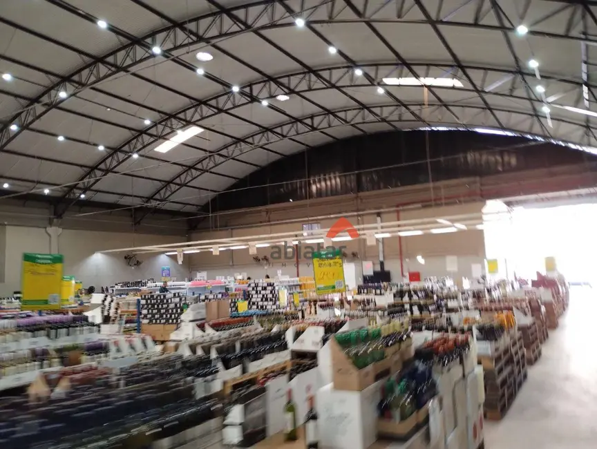 Armazém / Galpão para alugar, 3336m2 em Jardim Triângulo, Taboao Da Serra - SP - imagem 5 Foto 5 de Armazém / Galpão para alugar, 3336m2 em Jardim Triângulo, Taboao Da Serra - SP