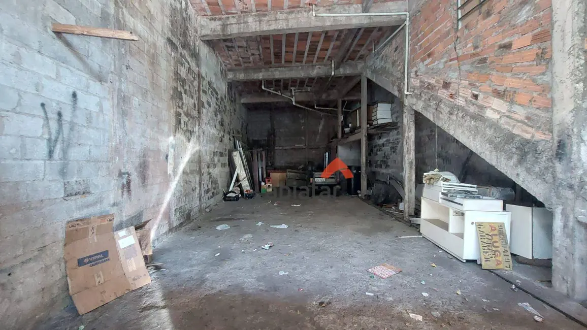 Sala Comercial para alugar, 140m2 em Jardim Freitas Júnior, Taboao Da Serra - SP - imagem 2 Foto 2 de Sala Comercial para alugar, 140m2 em Jardim Freitas Júnior, Taboao Da Serra - SP