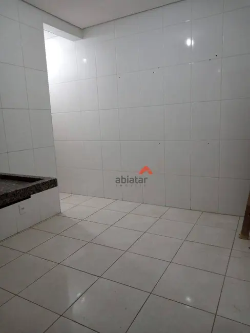 Casa com 1 quarto para alugar, 250m2 em Jardim Santa Tereza, Embu Das Artes - SP - imagem 6 Foto 6 de Casa com 1 quarto para alugar, 250m2 em Jardim Santa Tereza, Embu Das Artes - SP