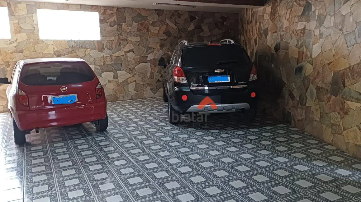 Casa com 3 quartos à venda, 303m2 em Jardim Maria Rosa, Taboao Da Serra - SP - imagem 2 Foto 2 de Casa com 3 quartos à venda, 303m2 em Jardim Maria Rosa, Taboao Da Serra - SP