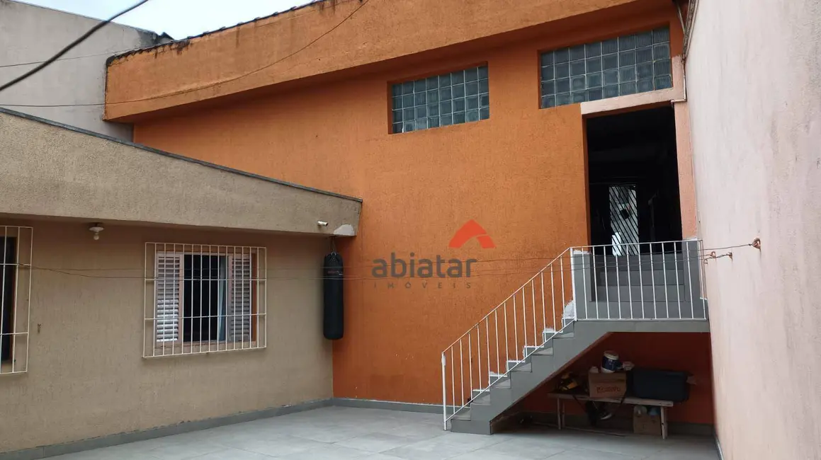 Casa com 3 quartos à venda, 303m2 em Jardim Maria Rosa, Taboao Da Serra - SP - imagem 8 Foto 8 de Casa com 3 quartos à venda, 303m2 em Jardim Maria Rosa, Taboao Da Serra - SP