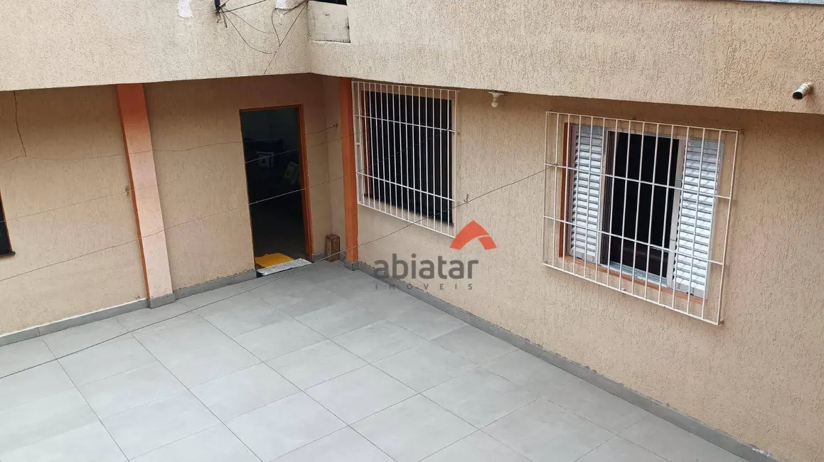 Casa com 3 quartos à venda, 303m2 em Jardim Maria Rosa, Taboao Da Serra - SP - imagem 9 Foto 9 de Casa com 3 quartos à venda, 303m2 em Jardim Maria Rosa, Taboao Da Serra - SP