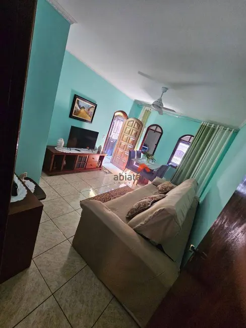 Foto 7 de Sobrado com 3 quartos à venda, 194m2 em Parque Pinheiros, Taboao Da Serra - SP