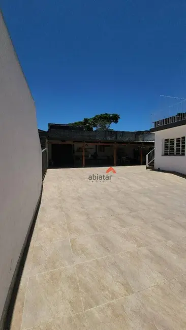 Foto 2 de Casa com 3 quartos à venda, 459m2 em Vila das Oliveiras, Taboao Da Serra - SP