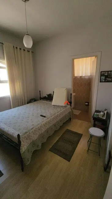 Foto 8 de Casa com 3 quartos à venda, 459m2 em Vila das Oliveiras, Taboao Da Serra - SP