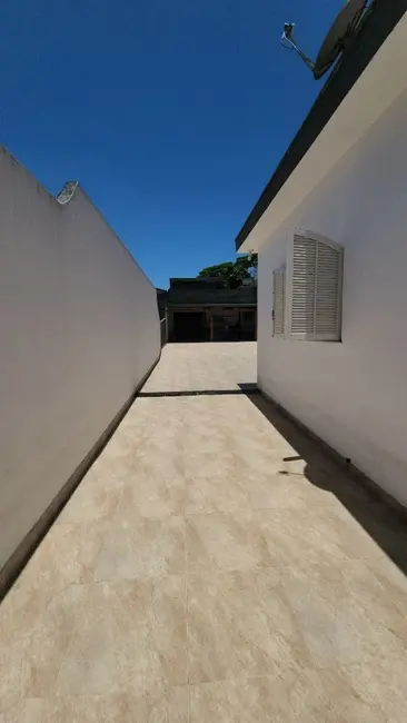 Foto 4 de Casa com 3 quartos à venda, 459m2 em Vila das Oliveiras, Taboao Da Serra - SP