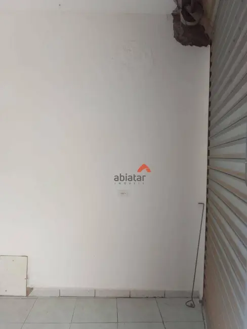 Sala Comercial para alugar, 32m2 em Jardim Santa Cecília, Taboao Da Serra - SP - imagem 4 Foto 4 de Sala Comercial para alugar, 32m2 em Jardim Santa Cecília, Taboao Da Serra - SP