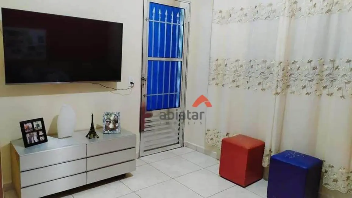 Foto 1 de Sobrado com 3 quartos à venda, 81m2 em Taboao Da Serra - SP