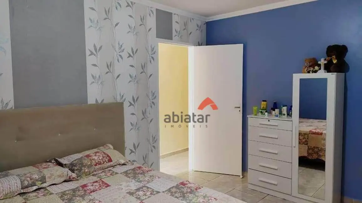 Foto 5 de Sobrado com 3 quartos à venda, 81m2 em Taboao Da Serra - SP