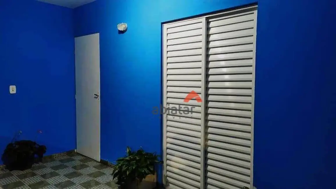 Foto 7 de Sobrado com 3 quartos à venda, 81m2 em Taboao Da Serra - SP