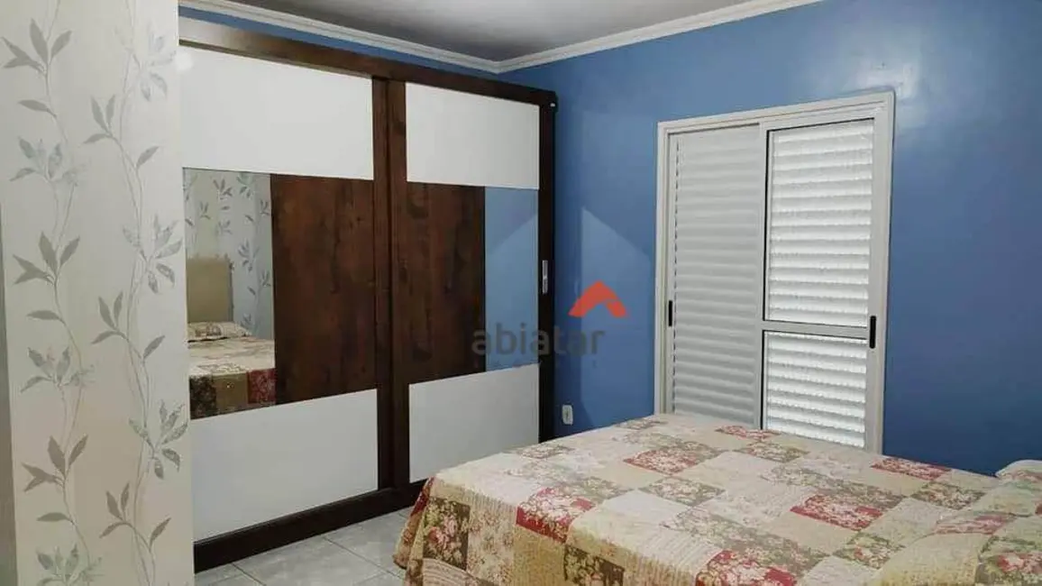 Foto 4 de Sobrado com 3 quartos à venda, 81m2 em Taboao Da Serra - SP