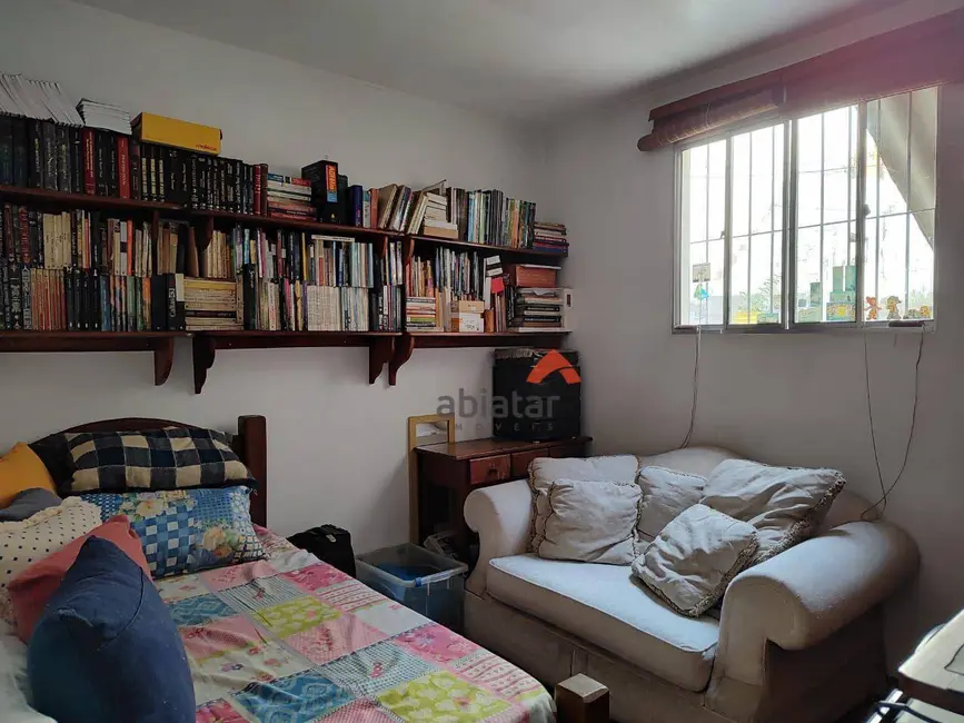 Casa com 2 quartos à venda, 182m2 em Jardim Record, Taboao Da Serra - SP - imagem 2 Foto 2 de Casa com 2 quartos à venda, 182m2 em Jardim Record, Taboao Da Serra - SP