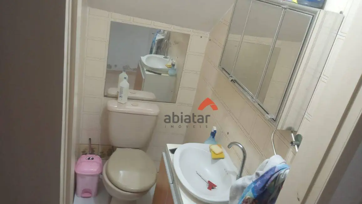Sobrado com 3 quartos à venda, 75m2 em Núcleo Residencial Isabela, Taboao Da Serra - SP - imagem 5 Foto 5 de Sobrado com 3 quartos à venda, 75m2 em Núcleo Residencial Isabela, Taboao Da Serra - SP