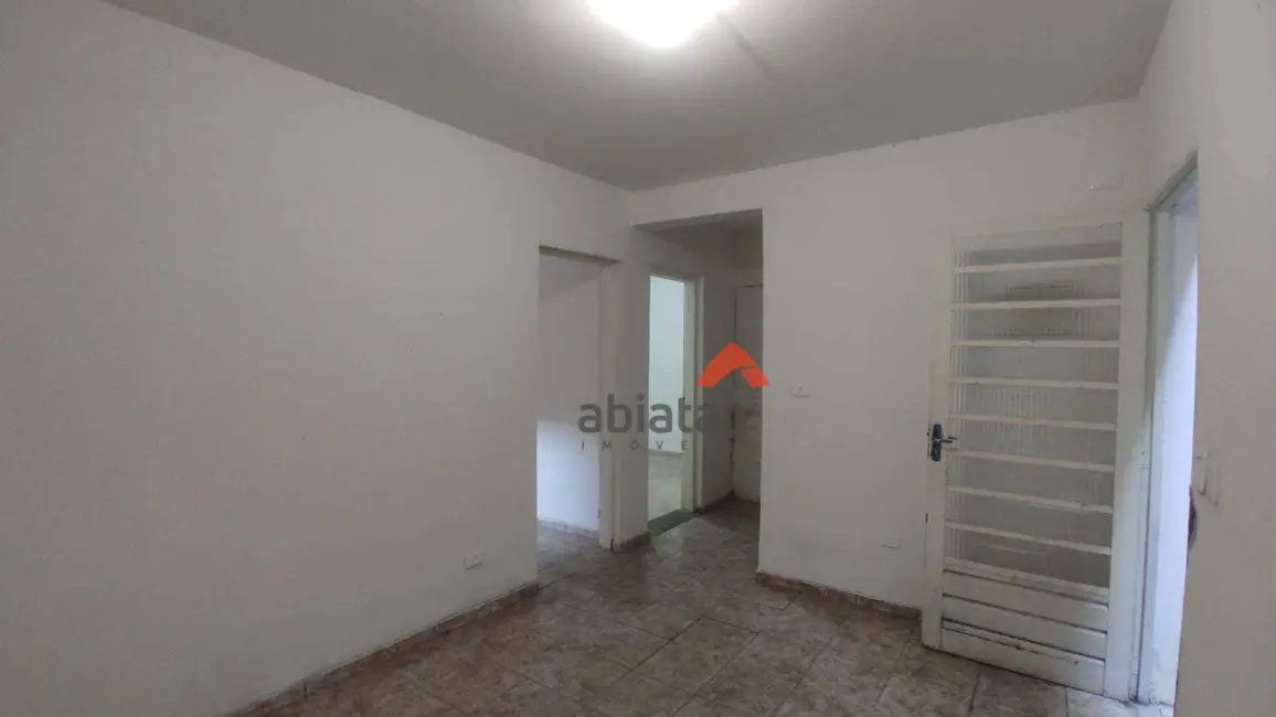 Casa com 2 quartos para alugar, 70m2 em Jardim São Miguel, Taboao Da Serra - SP - imagem 9 Foto 9 de Casa com 2 quartos para alugar, 70m2 em Jardim São Miguel, Taboao Da Serra - SP