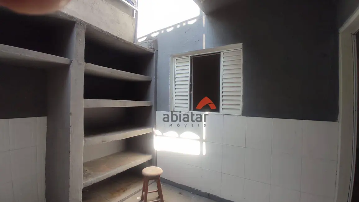 Casa com 2 quartos para alugar, 70m2 em Jardim São Miguel, Taboao Da Serra - SP - imagem 3 Foto 3 de Casa com 2 quartos para alugar, 70m2 em Jardim São Miguel, Taboao Da Serra - SP