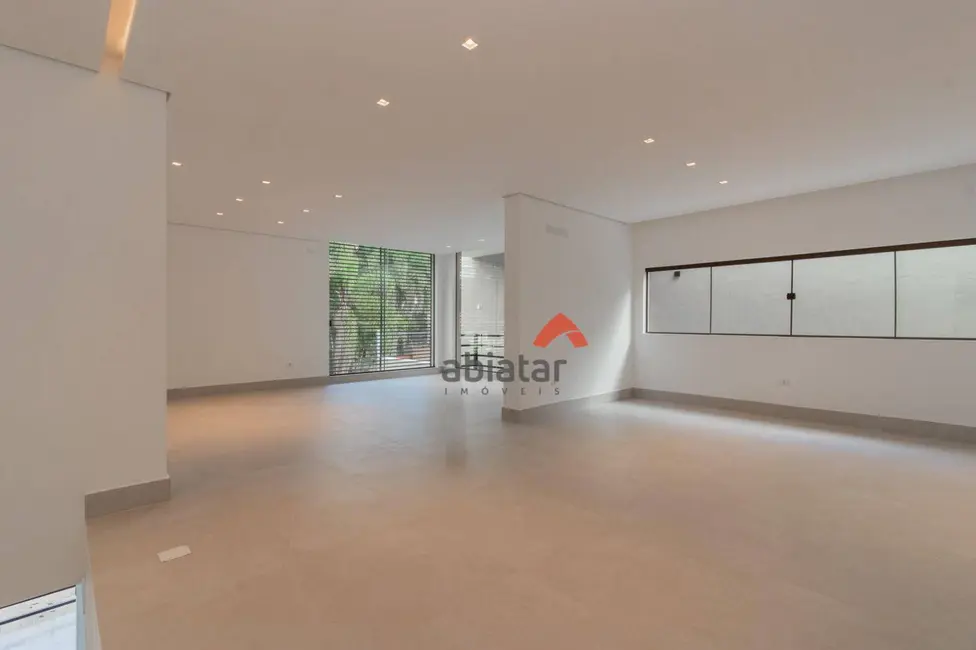 Foto 1 de Casa com 4 quartos à venda, 650m2 em Jardim Guedala, São Paulo - SP