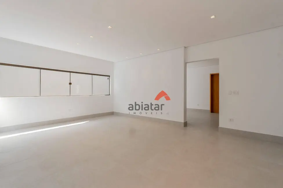 Foto 3 de Casa com 4 quartos à venda, 650m2 em Jardim Guedala, São Paulo - SP