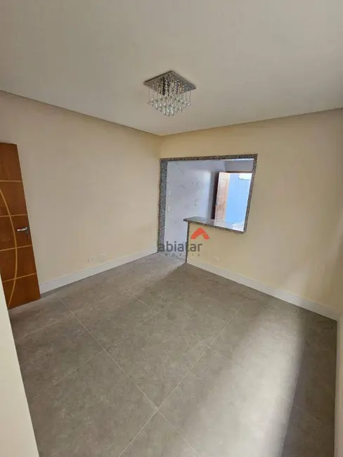 Foto 2 de Sobrado com 3 quartos à venda, 120m2 em Jardim Santa Terezinha, Taboao Da Serra - SP