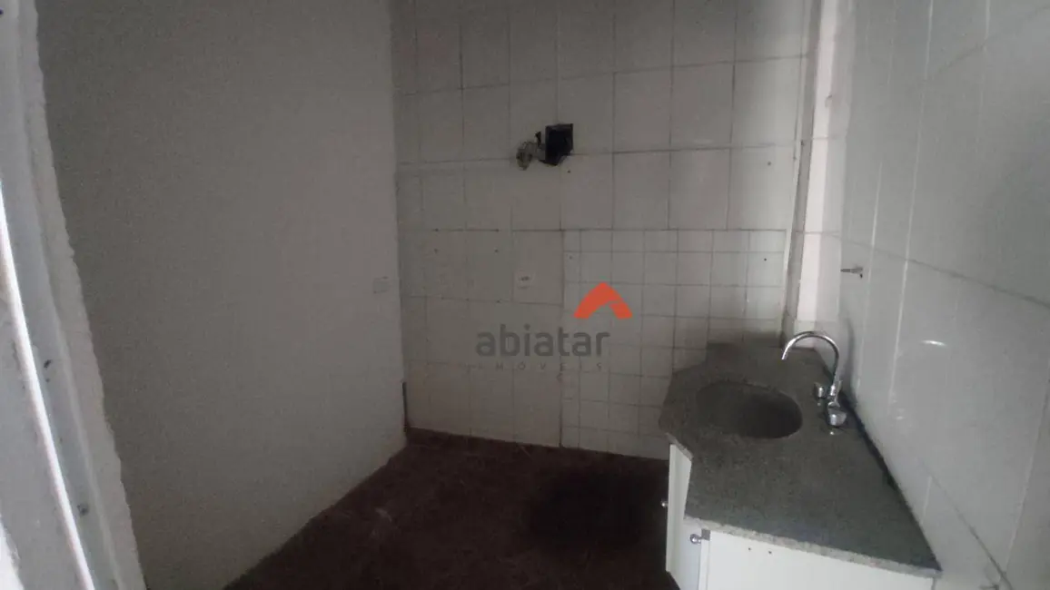 Sala Comercial para alugar, 40m2 em Vila Santa Luzia, Taboao Da Serra - SP - imagem 7 Foto 7 de Sala Comercial para alugar, 40m2 em Vila Santa Luzia, Taboao Da Serra - SP