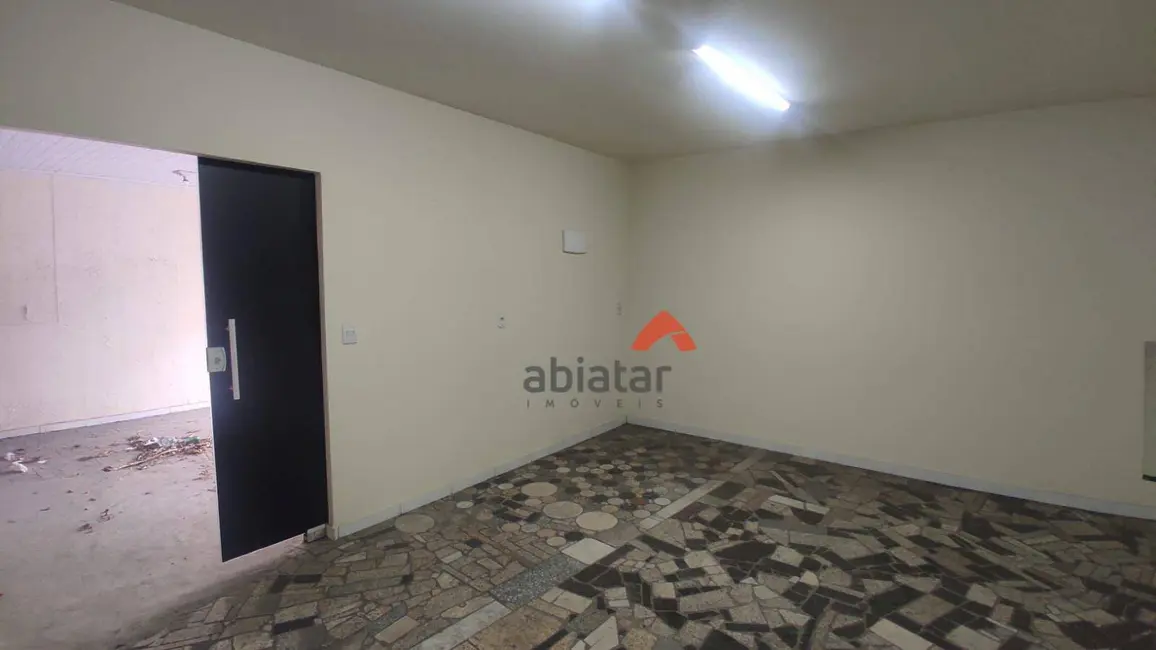 Sala Comercial para alugar, 135m2 em Vila Santa Luzia, Taboao Da Serra - SP - imagem 6 Foto 6 de Sala Comercial para alugar, 135m2 em Vila Santa Luzia, Taboao Da Serra - SP