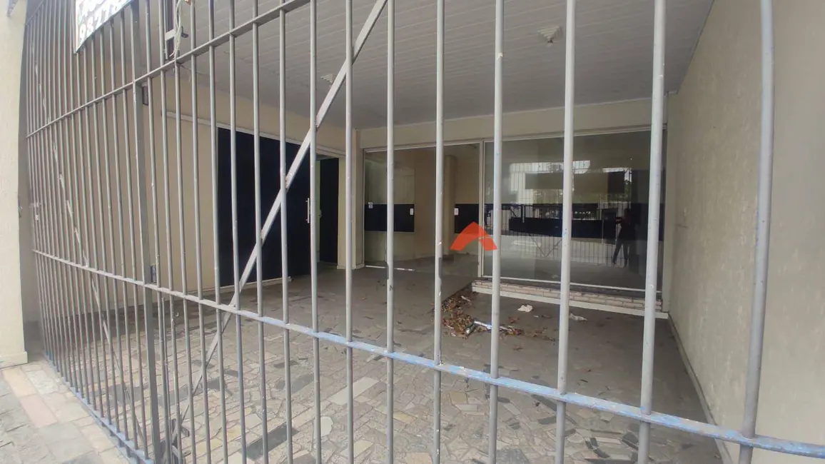 Sala Comercial para alugar, 135m2 em Vila Santa Luzia, Taboao Da Serra - SP - imagem 1 Foto 1 de Sala Comercial para alugar, 135m2 em Vila Santa Luzia, Taboao Da Serra - SP