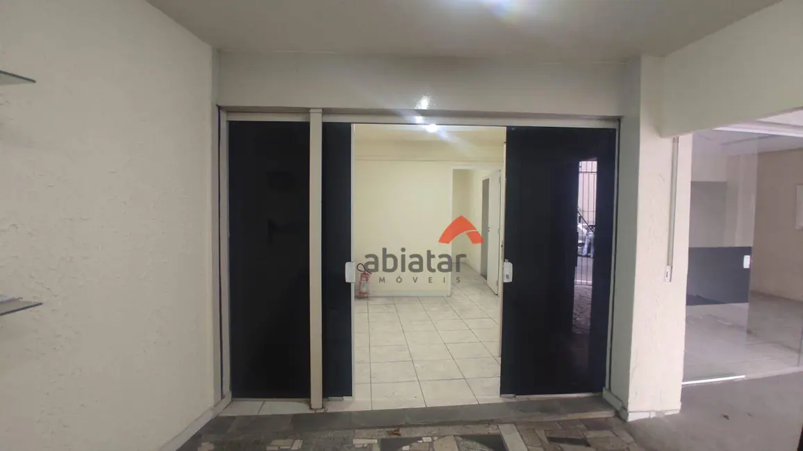 Sala Comercial para alugar, 135m2 em Vila Santa Luzia, Taboao Da Serra - SP - imagem 8 Foto 8 de Sala Comercial para alugar, 135m2 em Vila Santa Luzia, Taboao Da Serra - SP