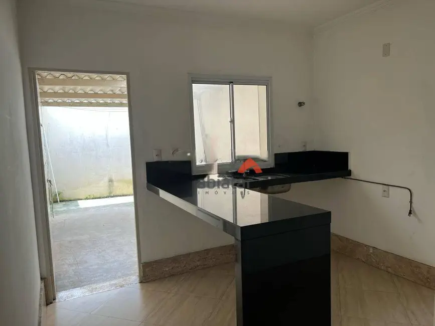 Sobrado com 2 quartos à venda, 185m2 em Capão Redondo, São Paulo - SP - imagem 6 Foto 6 de Sobrado com 2 quartos à venda, 185m2 em Capão Redondo, São Paulo - SP