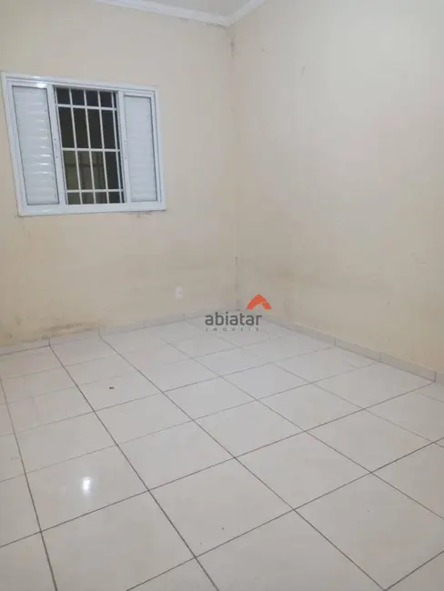 Casa com 1 quarto para alugar, 37m2 em Jardim Santa Tereza, Embu Das Artes - SP - imagem 5 Foto 5 de Casa com 1 quarto para alugar, 37m2 em Jardim Santa Tereza, Embu Das Artes - SP