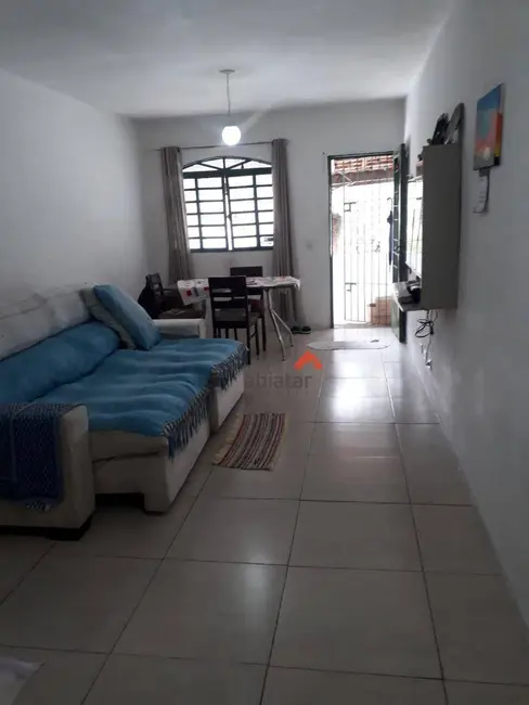 Foto 3 de Casa com 2 quartos à venda, 85m2 em Jardim América, Taboao Da Serra - SP