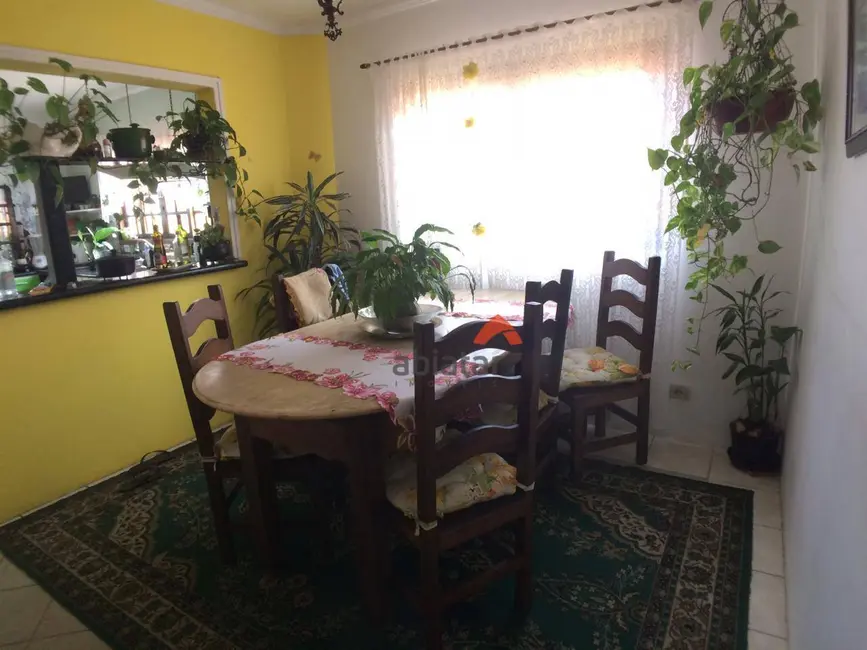 Foto 9 de Sobrado com 4 quartos à venda, 300m2 em Parque Monte Alegre, Taboao Da Serra - SP