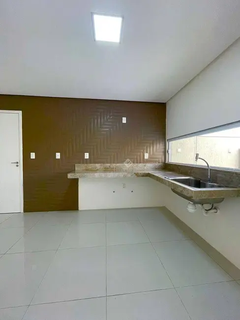 Sala Comercial à venda, 220m2 em Fortaleza - CE - imagem 4 Foto 4 de Sala Comercial à venda, 220m2 em Fortaleza - CE