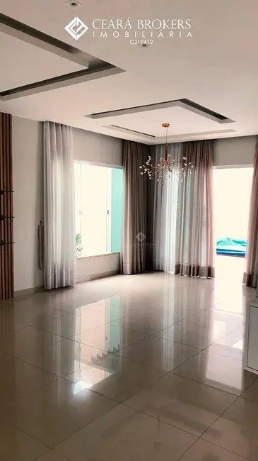 Casa com 3 quartos à venda, 279m2 em Cágado, Maracanau - CE - imagem 3 Foto 3 de Casa com 3 quartos à venda, 279m2 em Cágado, Maracanau - CE