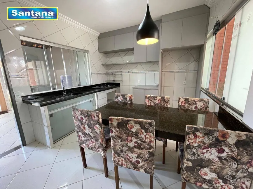 Casa de Condomínio com 3 quartos à venda, 175m2 em Caldas Novas - GO - imagem 3 Foto 3 de Casa de Condomínio com 3 quartos à venda, 175m2 em Caldas Novas - GO