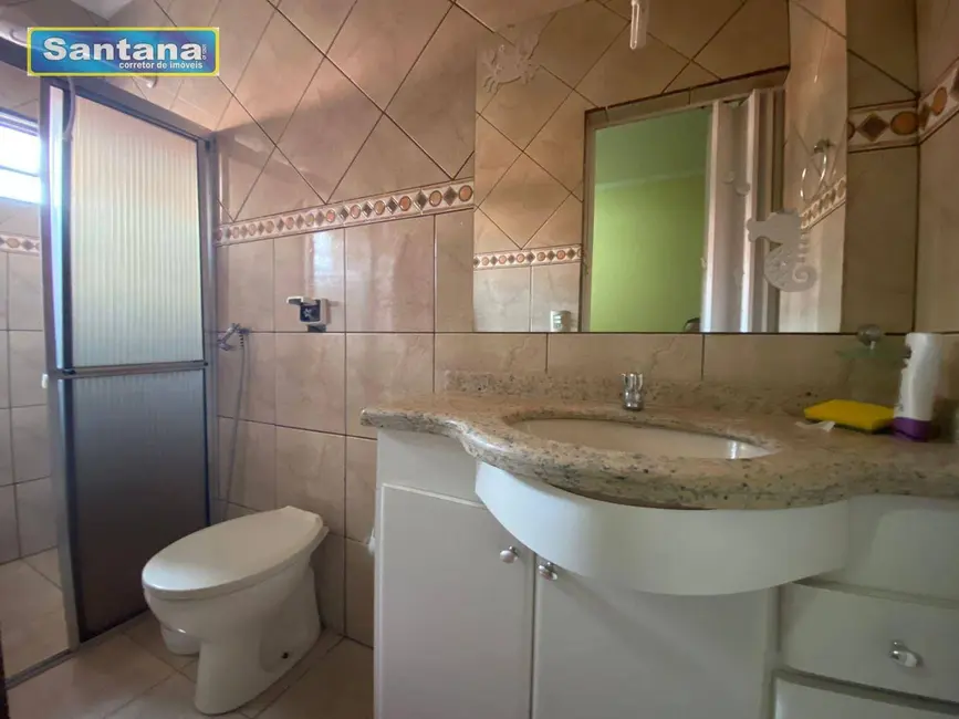 Casa de Condomínio com 3 quartos à venda, 175m2 em Caldas Novas - GO - imagem 8 Foto 8 de Casa de Condomínio com 3 quartos à venda, 175m2 em Caldas Novas - GO