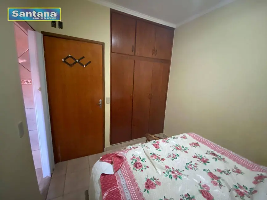 Casa de Condomínio com 3 quartos à venda, 175m2 em Caldas Novas - GO - imagem 4 Foto 4 de Casa de Condomínio com 3 quartos à venda, 175m2 em Caldas Novas - GO