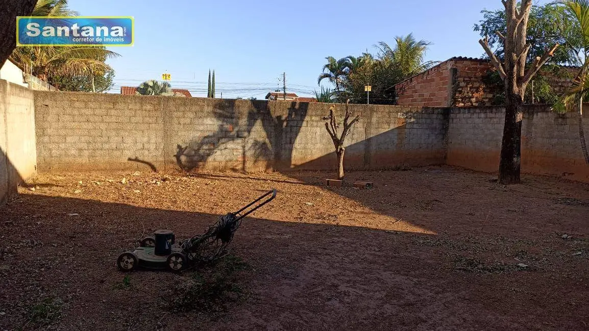 Casa com 3 quartos à venda, 360m2 em Caldas Novas - GO - imagem 4 Foto 4 de Casa com 3 quartos à venda, 360m2 em Caldas Novas - GO