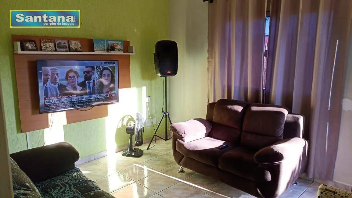 Casa com 3 quartos à venda, 360m2 em Caldas Novas - GO - imagem 9 Foto 9 de Casa com 3 quartos à venda, 360m2 em Caldas Novas - GO