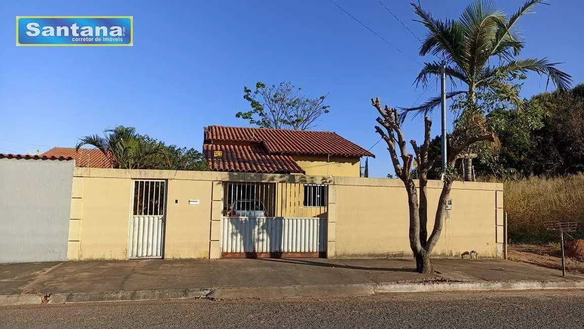 Foto 1 de Casa com 3 quartos à venda, 360m2 em Caldas Novas - GO