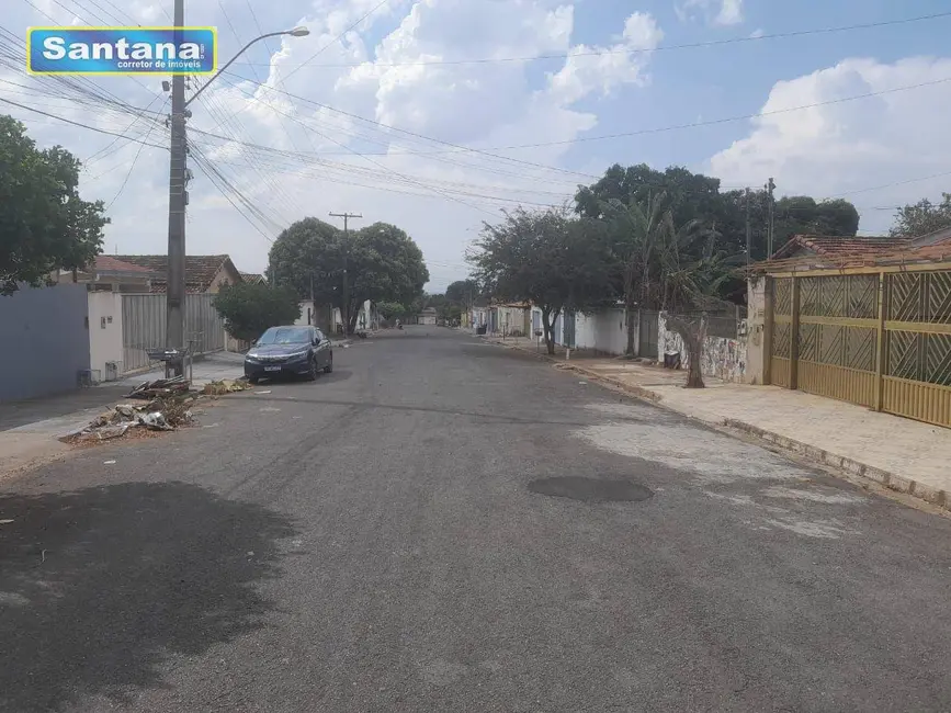 Casa com 3 quartos à venda, 360m2 em Caldas Novas - GO - imagem 3 Foto 3 de Casa com 3 quartos à venda, 360m2 em Caldas Novas - GO