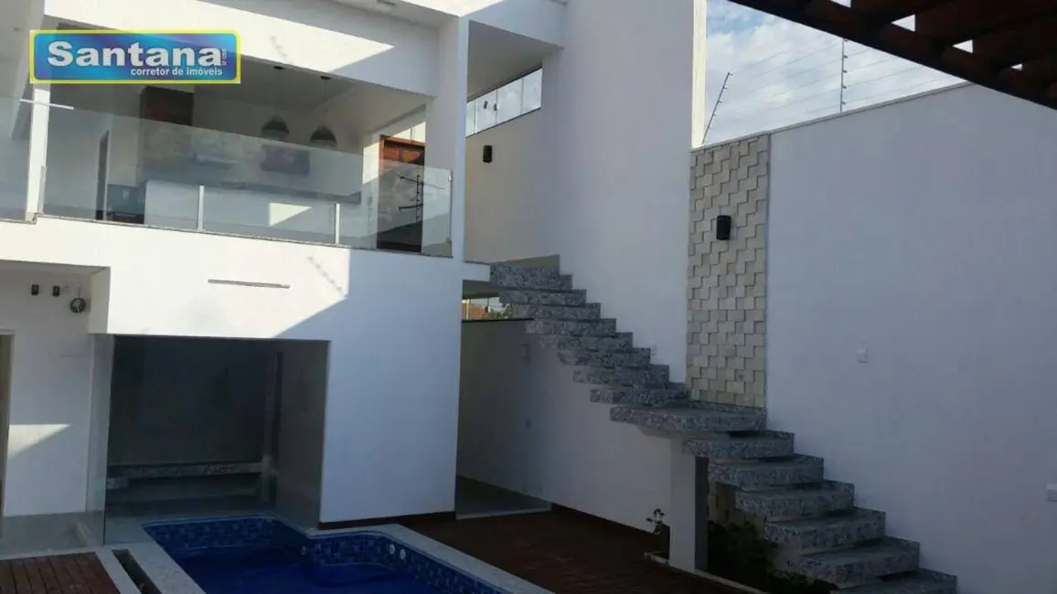 Casa com 3 quartos à venda, 700m2 em Caldas Novas - GO - imagem 2 Foto 2 de Casa com 3 quartos à venda, 700m2 em Caldas Novas - GO