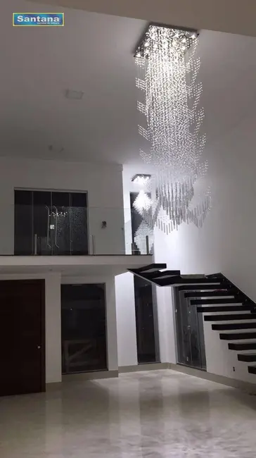 Casa com 3 quartos à venda, 700m2 em Caldas Novas - GO - imagem 9 Foto 9 de Casa com 3 quartos à venda, 700m2 em Caldas Novas - GO