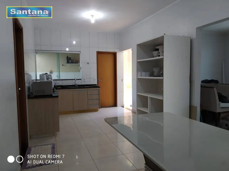 Casa de Condomínio com 3 quartos à venda, 250m2 em Caldas Novas - GO - imagem 5 Foto 5 de Casa de Condomínio com 3 quartos à venda, 250m2 em Caldas Novas - GO