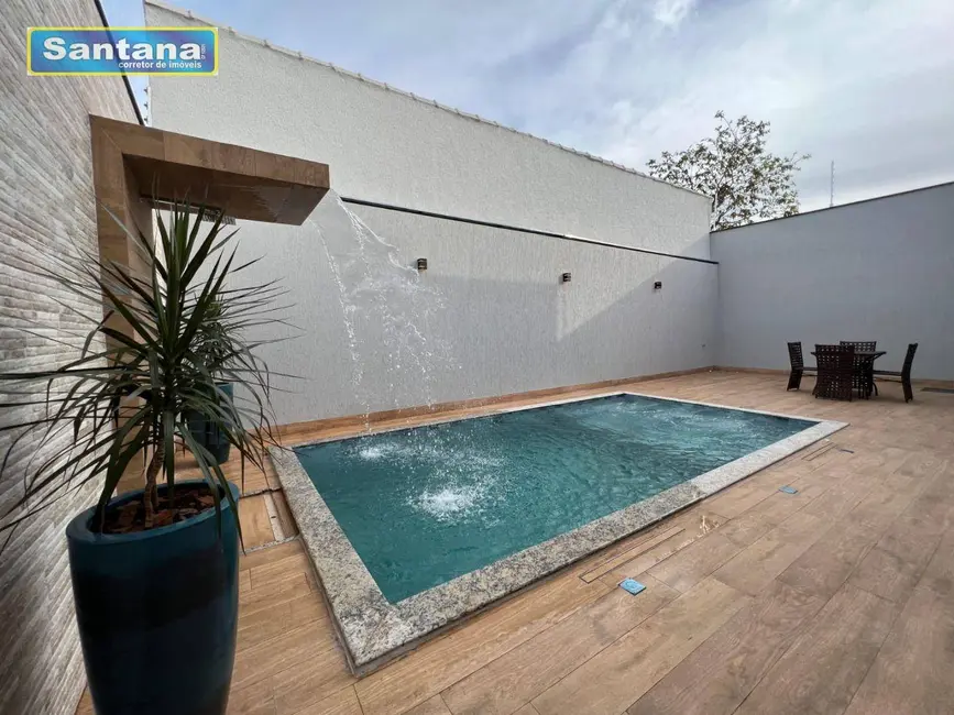 Casa com 3 quartos à venda, 360m2 em Caldas Novas - GO - imagem 8 Foto 8 de Casa com 3 quartos à venda, 360m2 em Caldas Novas - GO