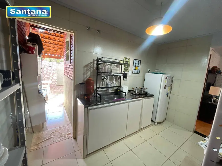 Casa de Condomínio com 2 quartos à venda, 175m2 em Caldas Novas - GO - imagem 4 Foto 4 de Casa de Condomínio com 2 quartos à venda, 175m2 em Caldas Novas - GO