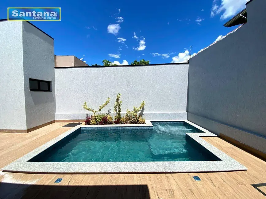 Casa com 3 quartos à venda, 360m2 em Caldas Novas - GO - imagem 4 Foto 4 de Casa com 3 quartos à venda, 360m2 em Caldas Novas - GO