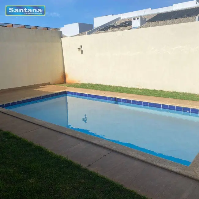 Foto 2 de Casa de Condomínio com 2 quartos à venda, 150m2 em Caldas Novas - GO