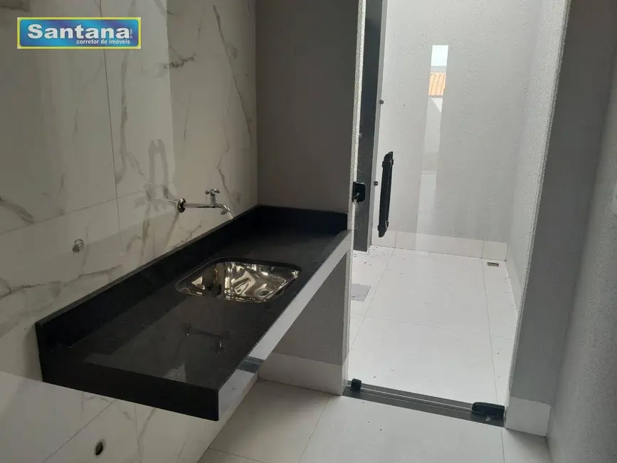 Casa de Condomínio com 3 quartos à venda, 250m2 em Caldas Novas - GO - imagem 4 Foto 4 de Casa de Condomínio com 3 quartos à venda, 250m2 em Caldas Novas - GO