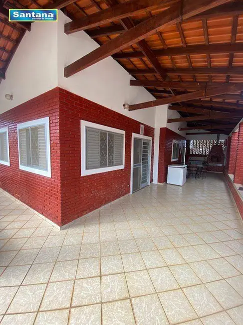Foto 5 de Casa de Condomínio com 3 quartos à venda, 175m2 em Caldas Novas - GO