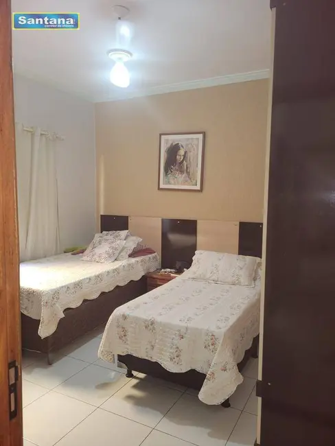Foto 2 de Casa com 3 quartos à venda, 360m2 em Caldas Novas - GO